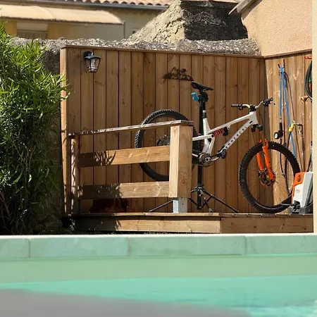 L'abri De - Cycliste *